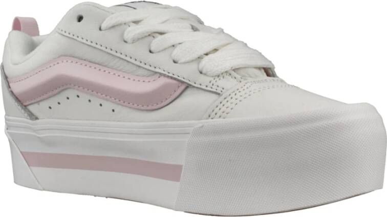 Vans Verhoog je sneaker game met KNU Stack White Dames