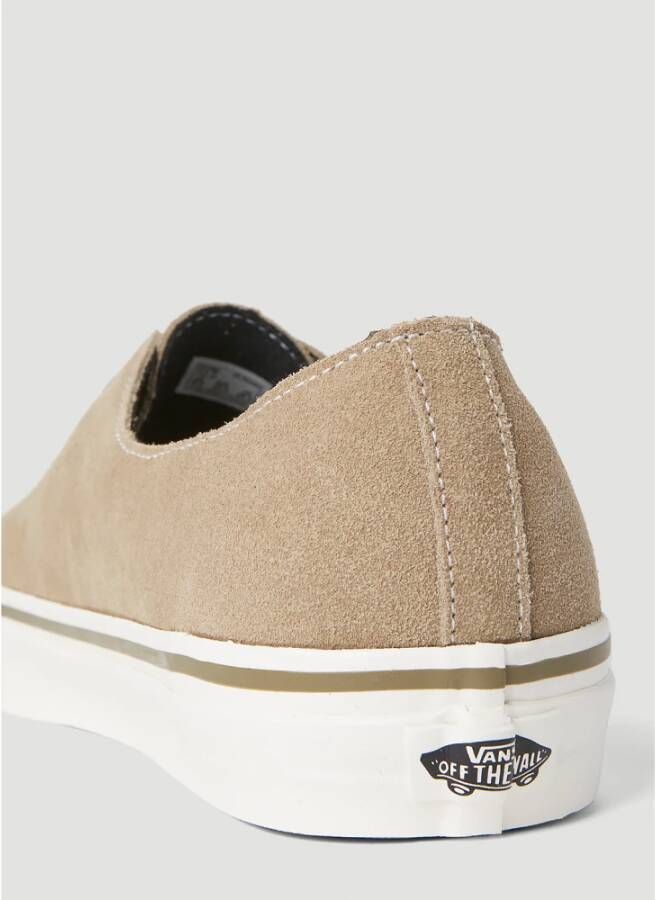 Vans Suède Leren Sneakers Ronde Neus Vetersluiting Beige Heren