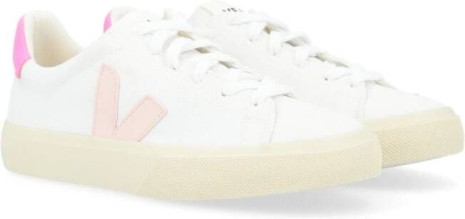 Veja Canvas Sneaker in wit en roze White Dames