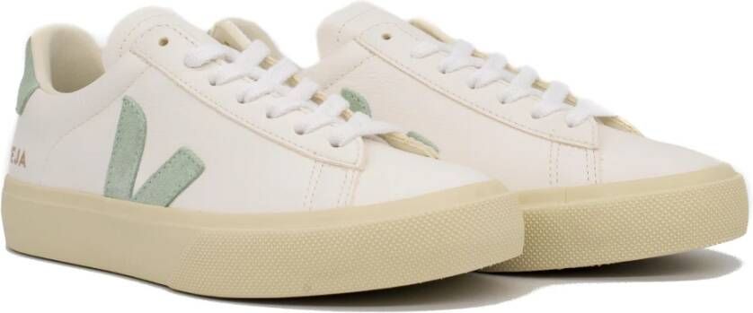 Veja Chroomvrije leren sneakers in wit matcha White Dames
