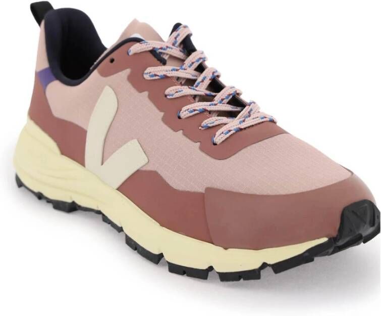 Veja Dekkan Sneakers met Alveomesh en VIBRAM-zool Pink Dames