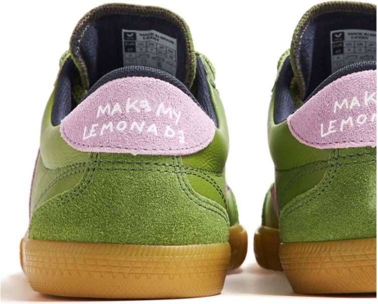 Veja Groene Leren Sneakers Veters Rubberen Zool Green Dames
