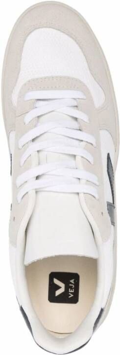 Veja Lage B-Mesh Sneakers met Suede Inzetstukken White Heren