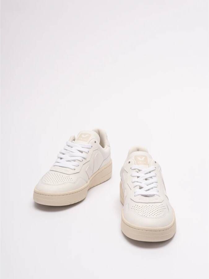 Veja Leren Sneakers V-90 Wit Dames