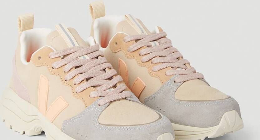 Veja Stijlvolle Venturi Suede Sneakers Beige Dames