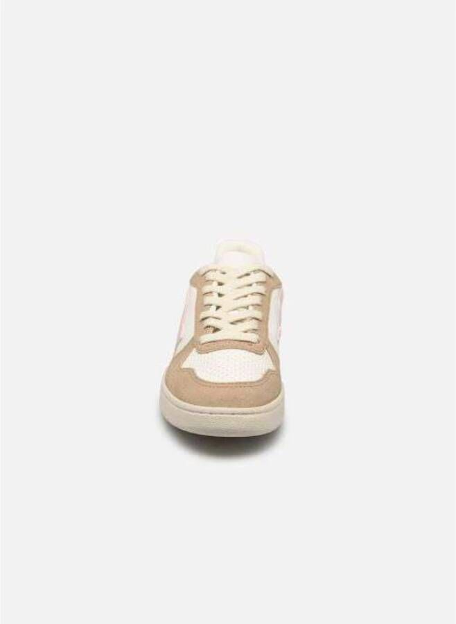 Veja Stijlvolle Sneakers voor dagelijks gebruik Beige Dames