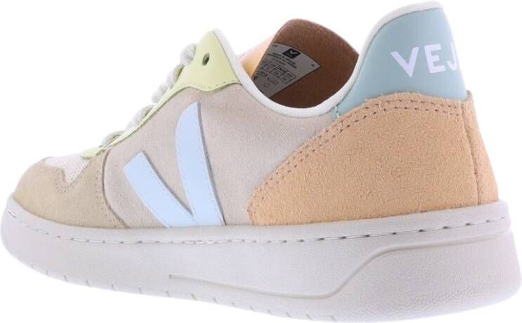 Veja Stijlvolle en comfortabele V-10 Suede sneakers Beige Dames