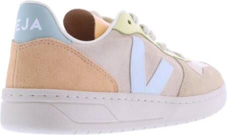 Veja Stijlvolle en comfortabele V-10 Suede sneakers Beige Dames