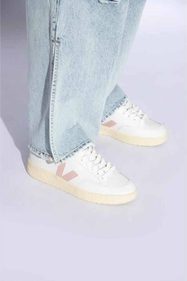 Veja V-12 Leren sneakers White Dames