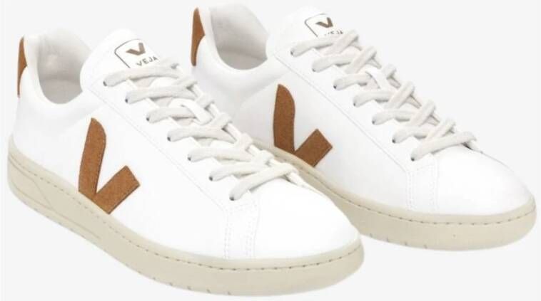 Veja Witte Kamel Sneakers Sportieve Casual Stijl White Unisex