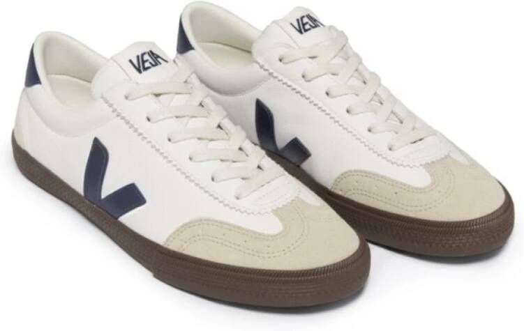 Veja Witte Leren Sneakers met Donkerblauwe Details White Dames