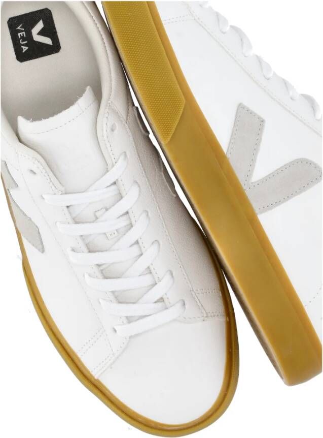 Veja Witte leren sneakers met ronde neus