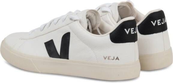Veja Witte Leren Sneakers Zwarte Details White Heren