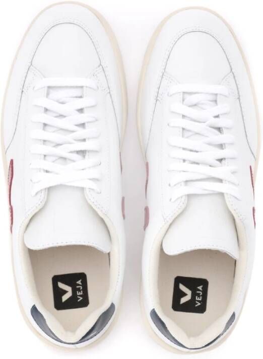Veja Witte leren V-12 sneakers met Bordeaux logo White Heren
