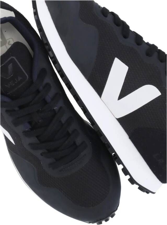 Veja Zwarte Sneakers met Ronde Neus