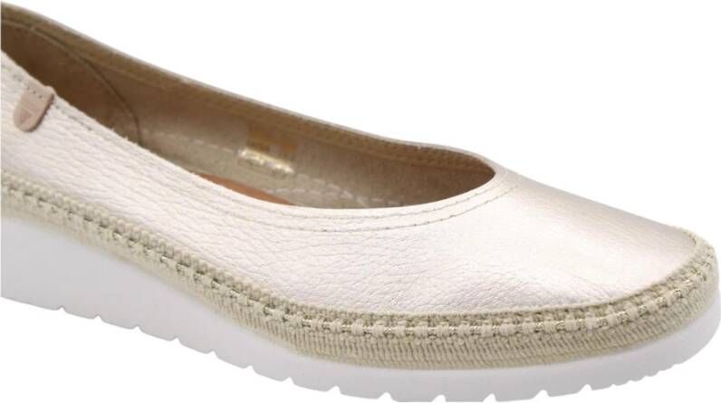 Verbenas Stijlvolle Ballerina Schoenen met Sakiz Detail