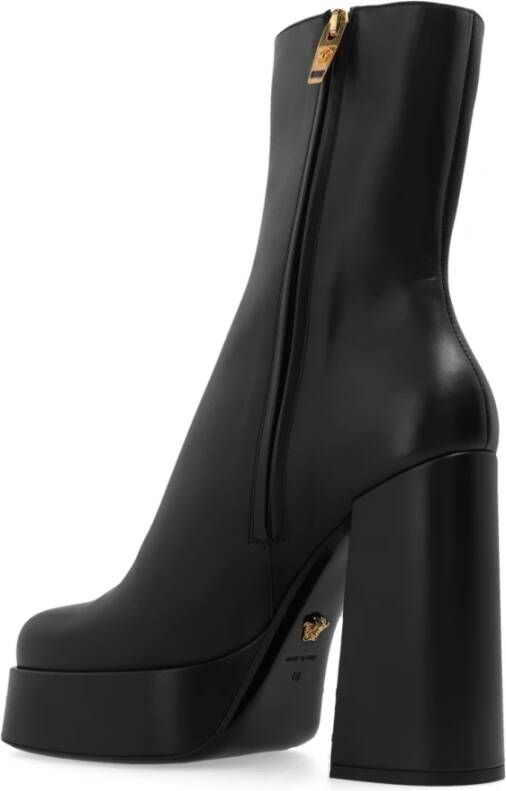 Versace Aevitas laarzen met hak van leer Zwart Dames