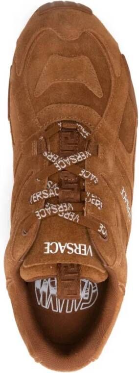 Versace Bruine Sneakers met Grieks Motief