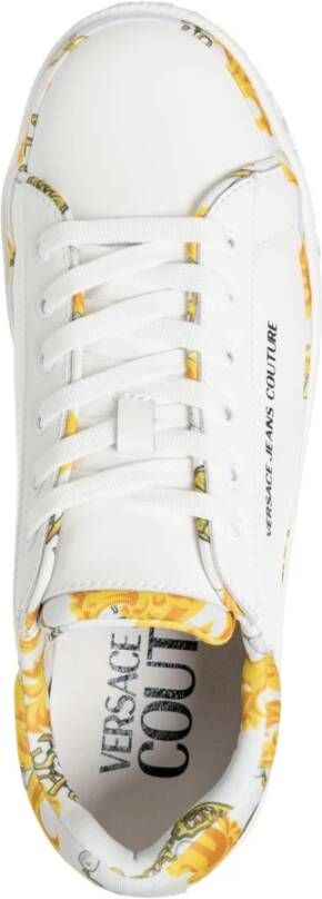 Versace Jeans Couture Court 88 Chain Couture Sneakers Wit Dames