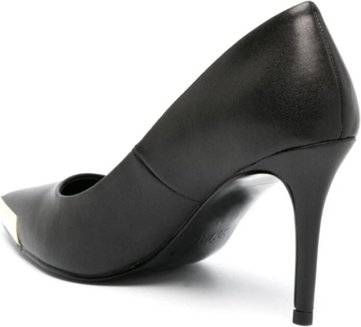 Versace Jeans Couture Zwarte platte schoenen met metalen detail Black Dames