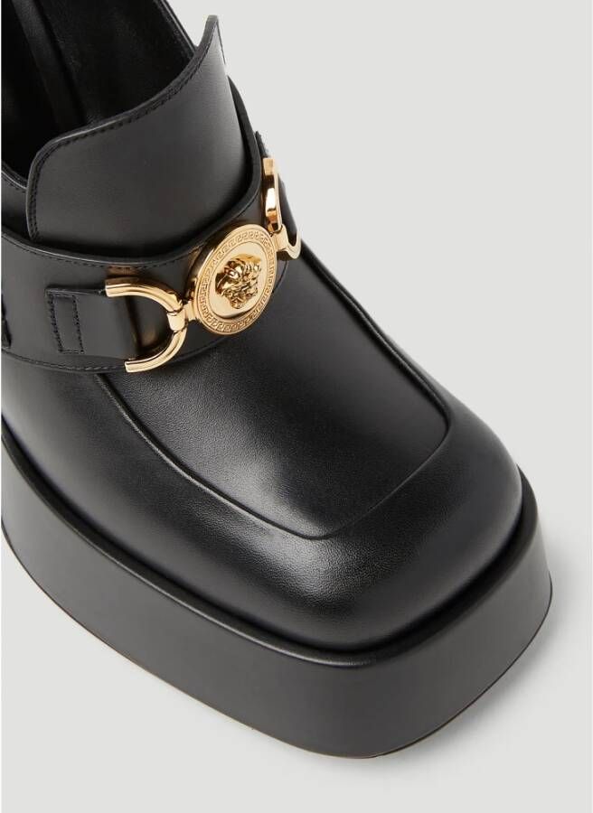 Versace Leren platformhakken loafers Zwart Dames