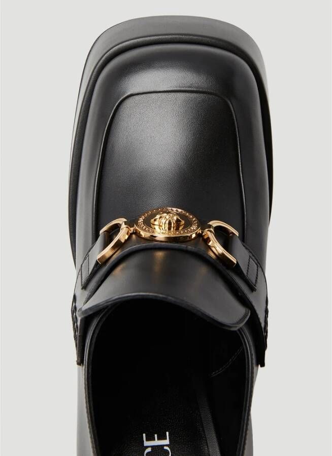 Versace Leren platformhakken loafers Zwart Dames