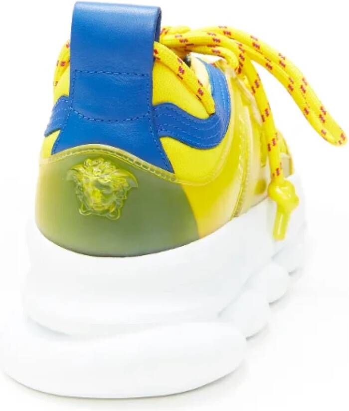 Versace Pre-owned Fabric sneakers Yellow Dames