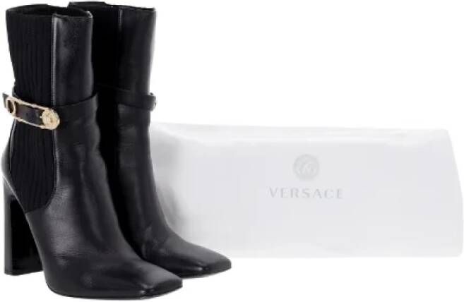 Versace Pre-owned Leather boots Black Dames