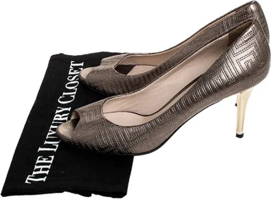 Versace Pre-owned Leather heels Gray Dames