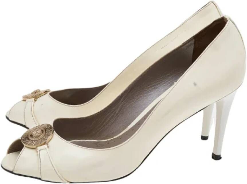 Versace Pre-owned Leather heels White Dames