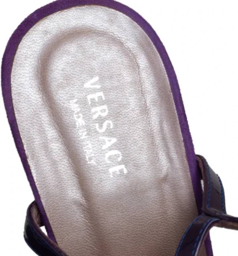Versace Pre-owned Leather sandals Purple Dames
