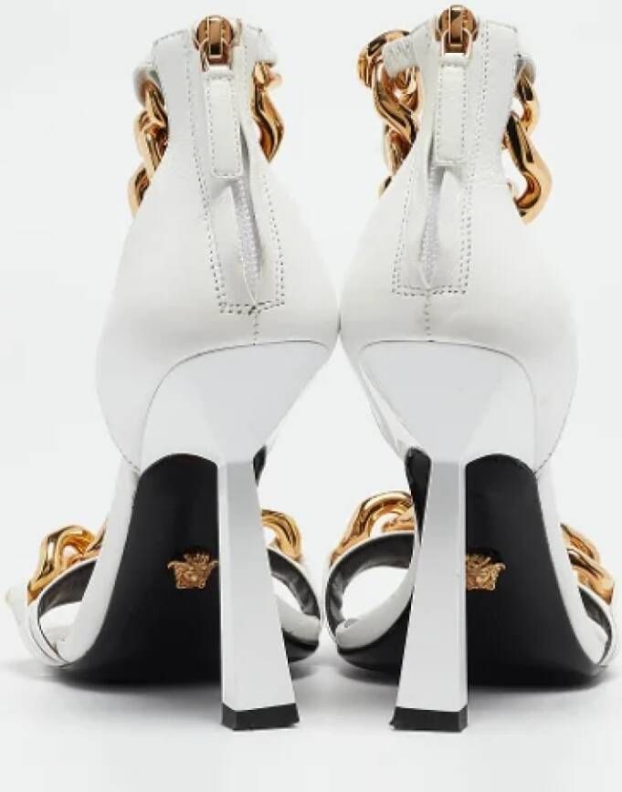 Versace Pre-owned Leather sandals White Dames
