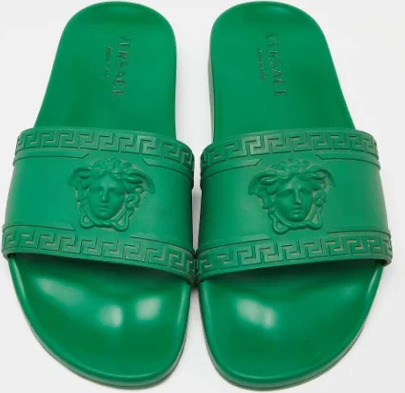 Versace Pre-owned Rubber sandals Green Dames