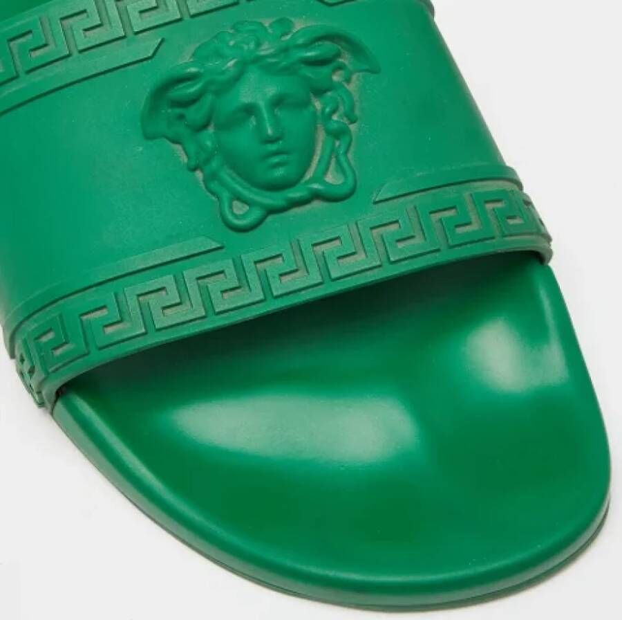 Versace Pre-owned Rubber sandals Green Dames
