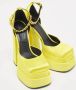 Versace Pre-owned Satin heels Yellow Dames - Thumbnail 4