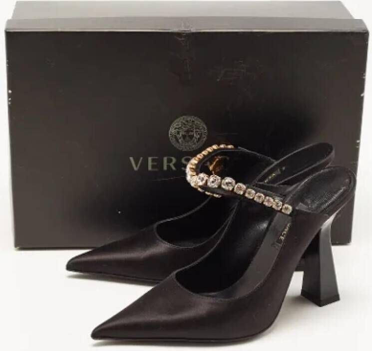 Versace Pre-owned Satin mules Black Dames