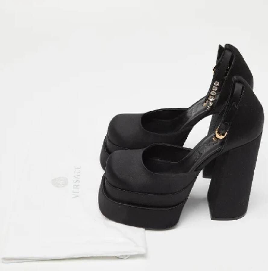 Versace Pre-owned Satin sandals Black Dames