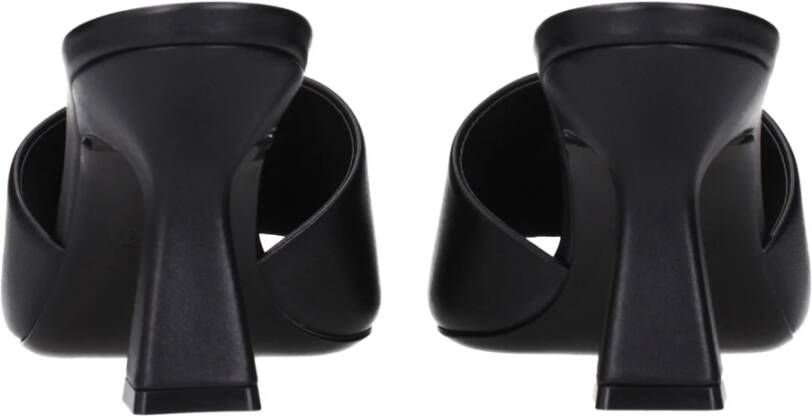 Versace Zwarte leren stilettohak sandalen