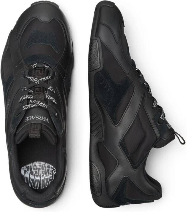 Versace Zwarte Sneakers met Greca Details