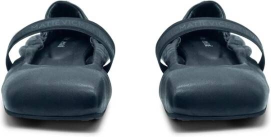 Vic Matié Gesloten Ballerina in Zwart Black Dames