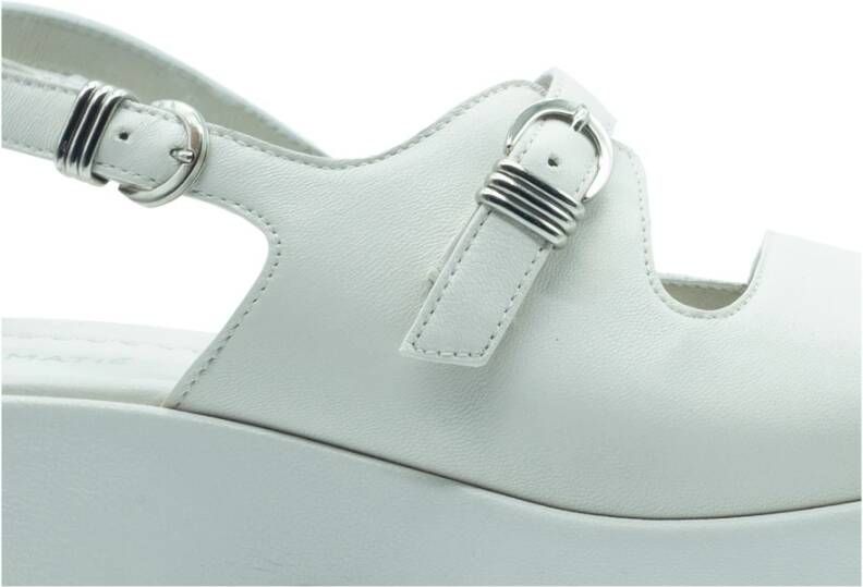 Vic Matié Mini-Creme Yoko Sandaal