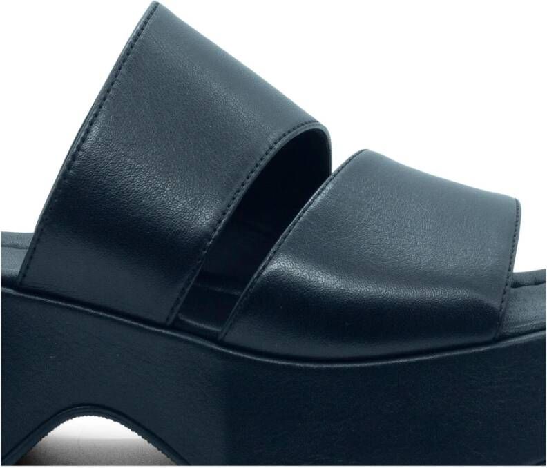 Vic Matié Mini Yoko sandal bands black