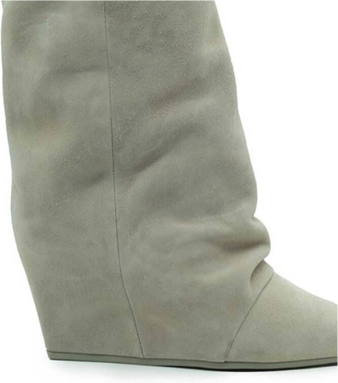 Vic Matié Minimalistische buis enkellaars Cocoon in ivoor Beige Dames