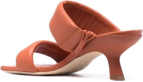 Vic Matié Rode Leren Middenhak Casual Sandalen