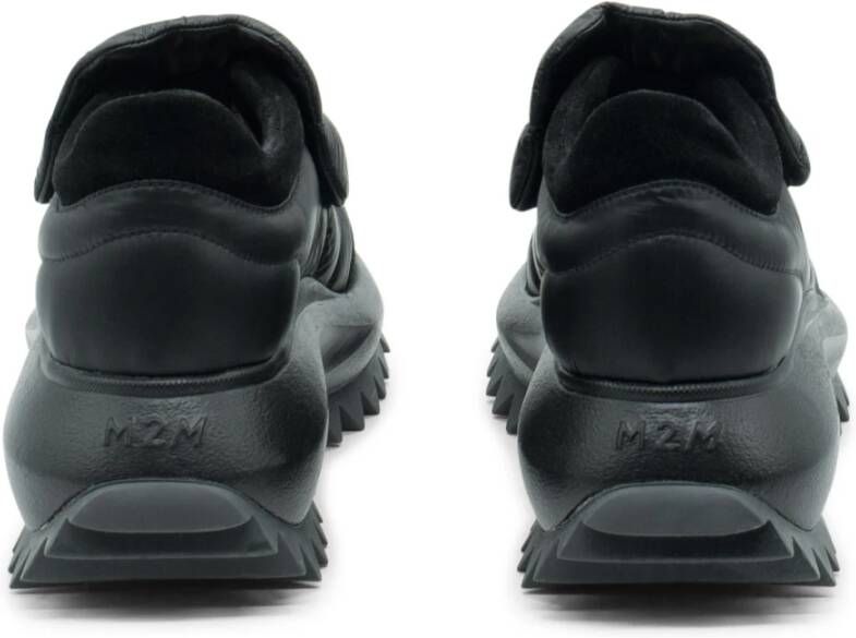 Vic Matié Zwarte Instap Sneaker met Klittenbandsluiting