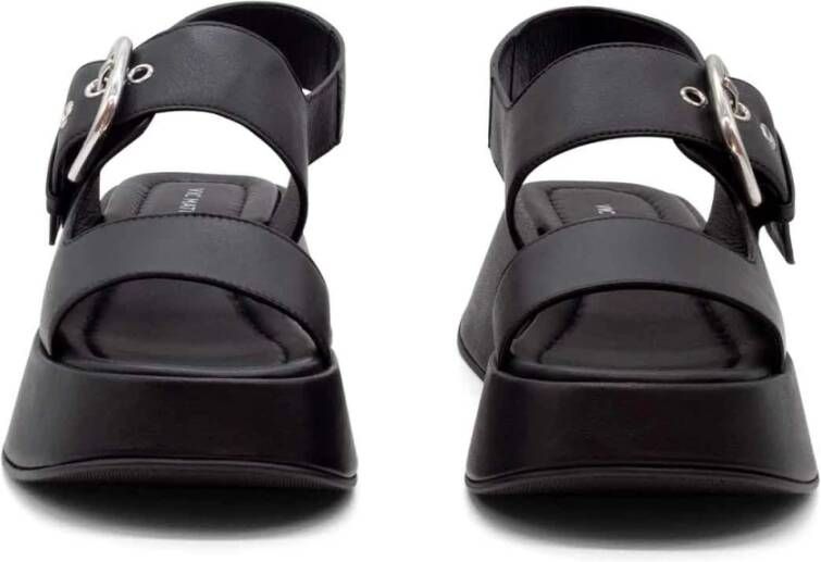 Vic Matié Zwarte leren sandalen met zachte banden Black Dames