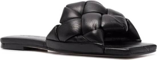 Vic Matié Zwarte Velvet Sandalen Mules Black Dames