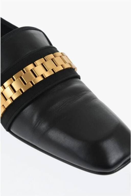 Victoria Beckham Zwarte leren loafers met gouden detail