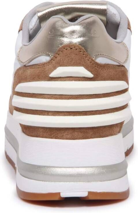 Voile Blanche Suède Sneakers