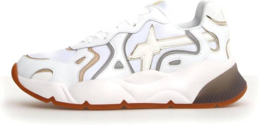W6Yz Witte Sneakers Stijlvol Ontwerp Suède